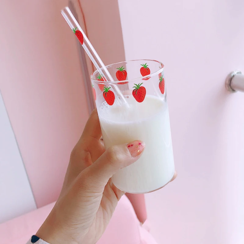 Diztup 300ml 10oz High Borosilicate Cute Strawberry Water Milk Drinking Glasses Cup With Straw