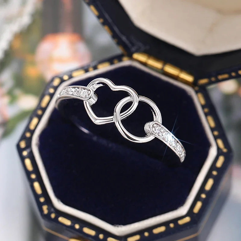 NUJIFFY Novel Heart Round Design Rings Glossy Gorgeous Chic Wedding Bridal Jewelry for Lady Delicate Charms Finger Accessories