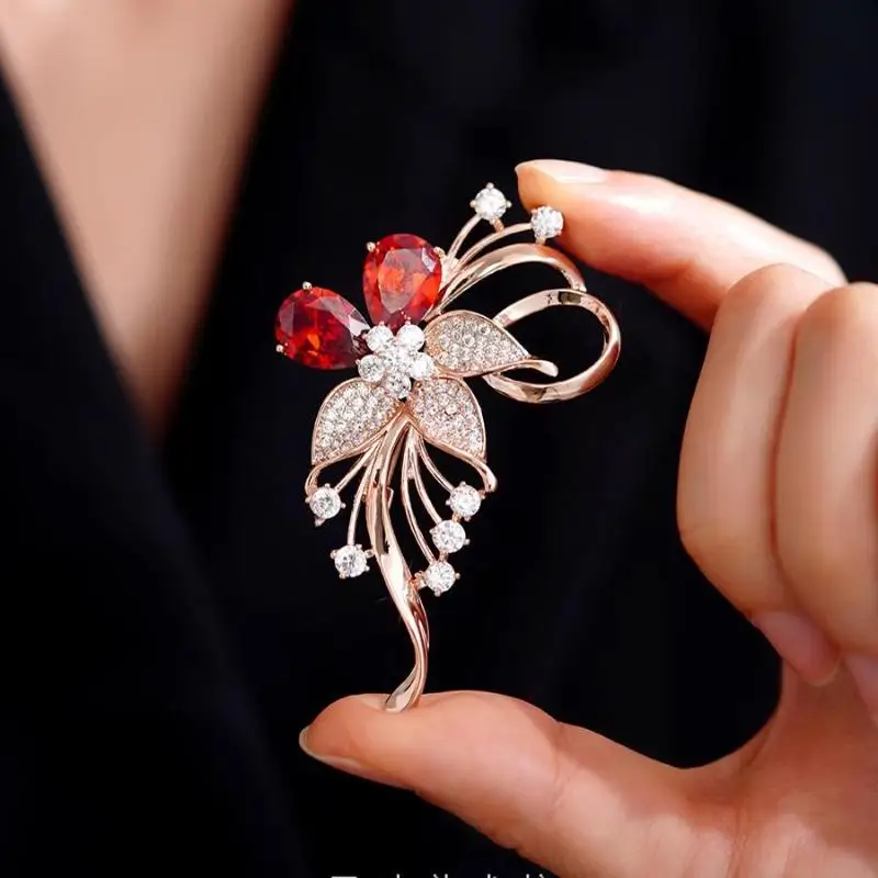 VAMO Fashion Red Crystal Flower Brooches For Women Rhinestone Lapel Pins Clothing Wedding Party Jewelry Gifts Jewelry brooches