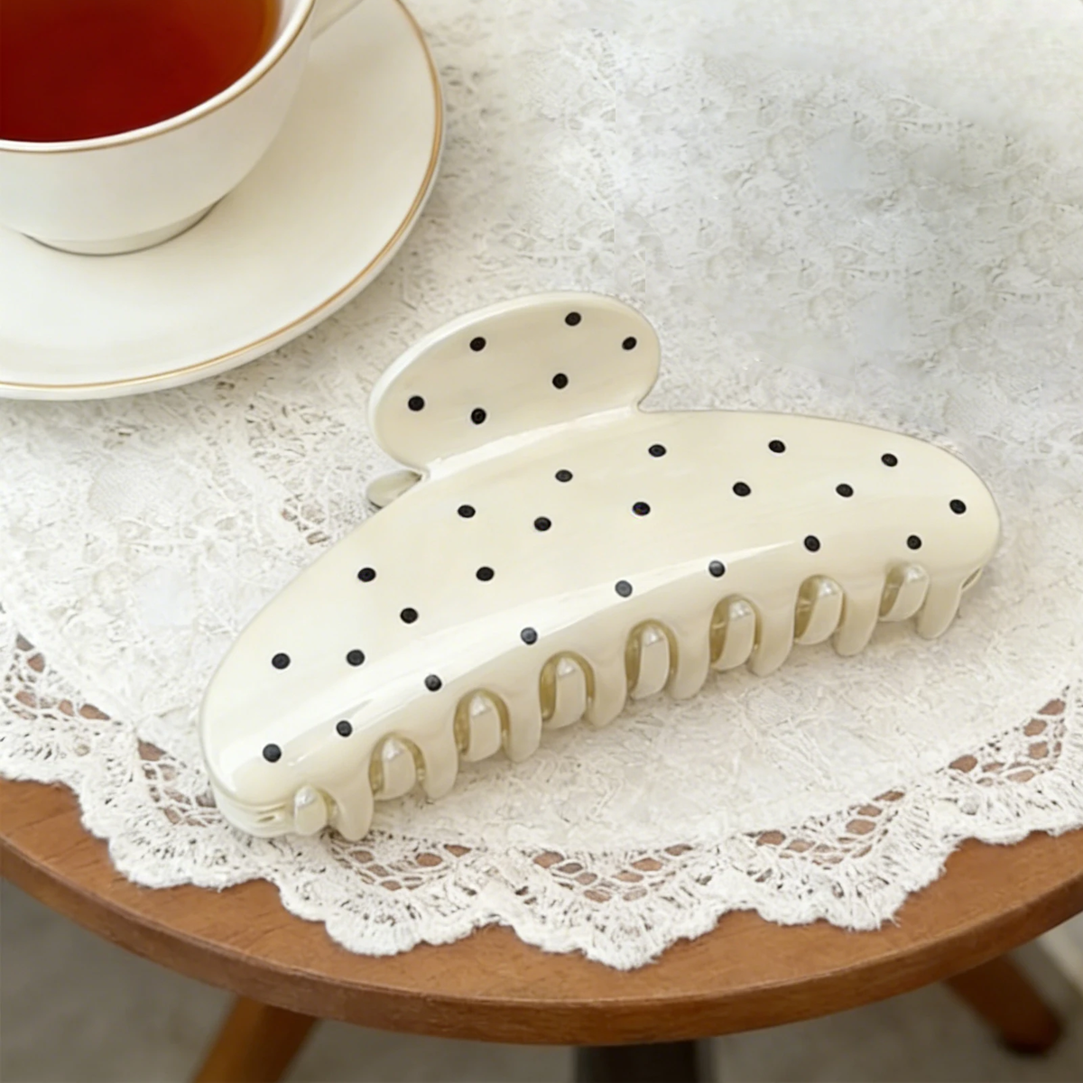 WITHONS 1 pieces of women's polka dot semi-circular hair accessories simple and fashionable temperament cute claw Hair barrettes